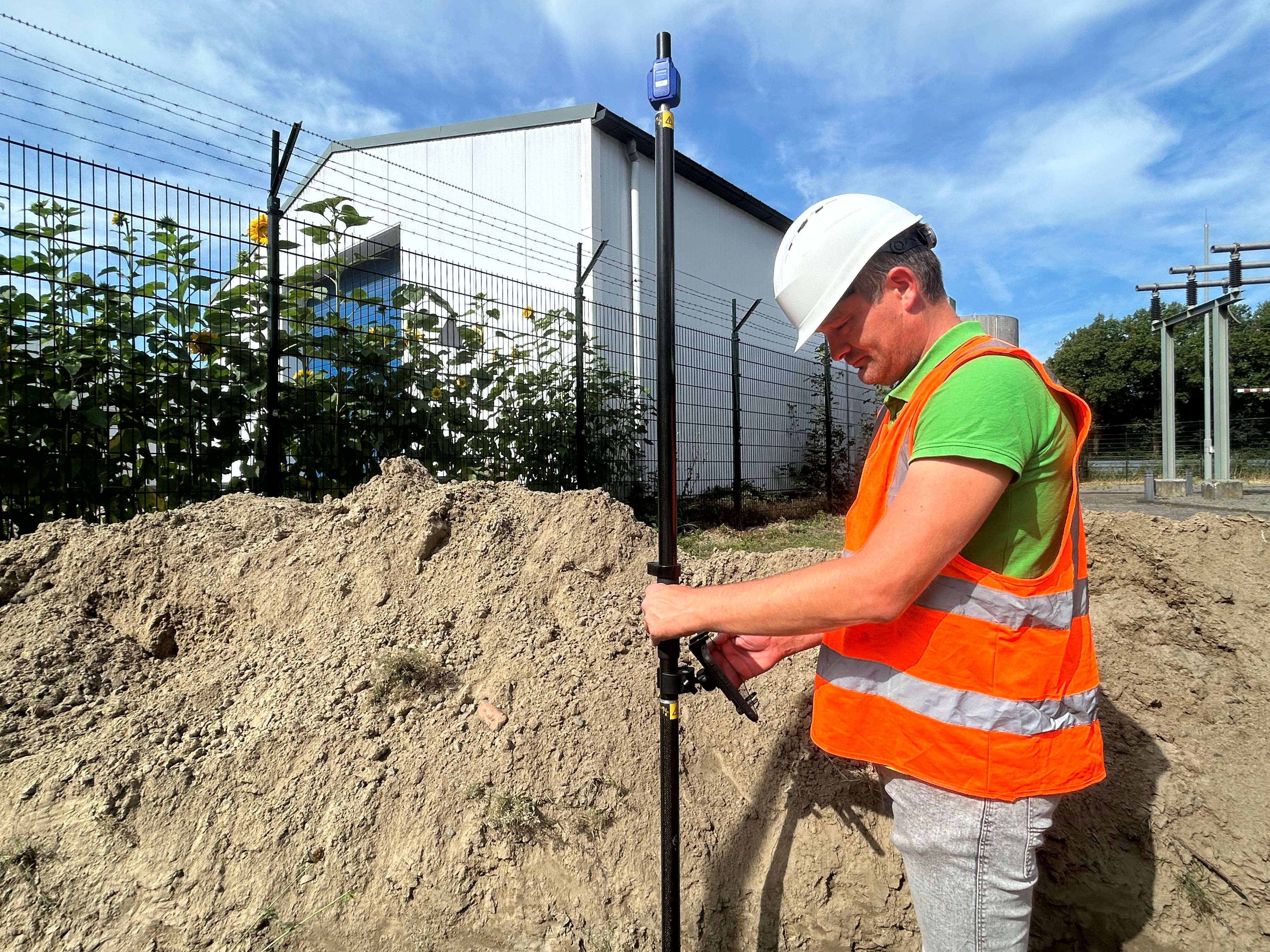 BVM Telecom bas met meetstok 3